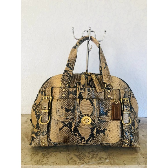 Handbags - Vtg Coach Hamptons Miranda tan/black phyton leather domed large Satchel 11089